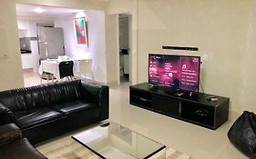 Apartamento No Edificio Torre Alta Em Caioba Frente Mar
